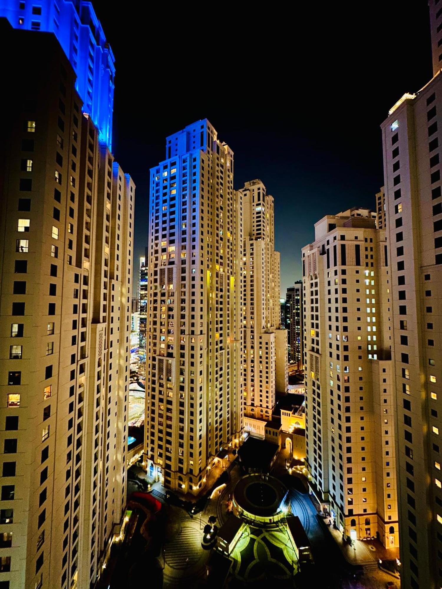The Aero Hostel Dubai Exterior photo